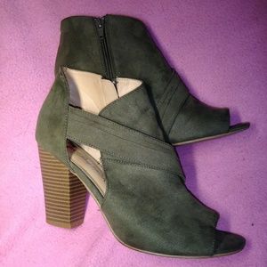 Penny Loves Kenny shoes